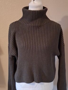 Paper Label Ribbed Mock Neck Oversized Wide Sleeve Sweater Dark Green-Brown (M)